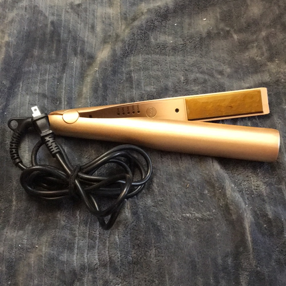 THME iron 👌brand new 👌